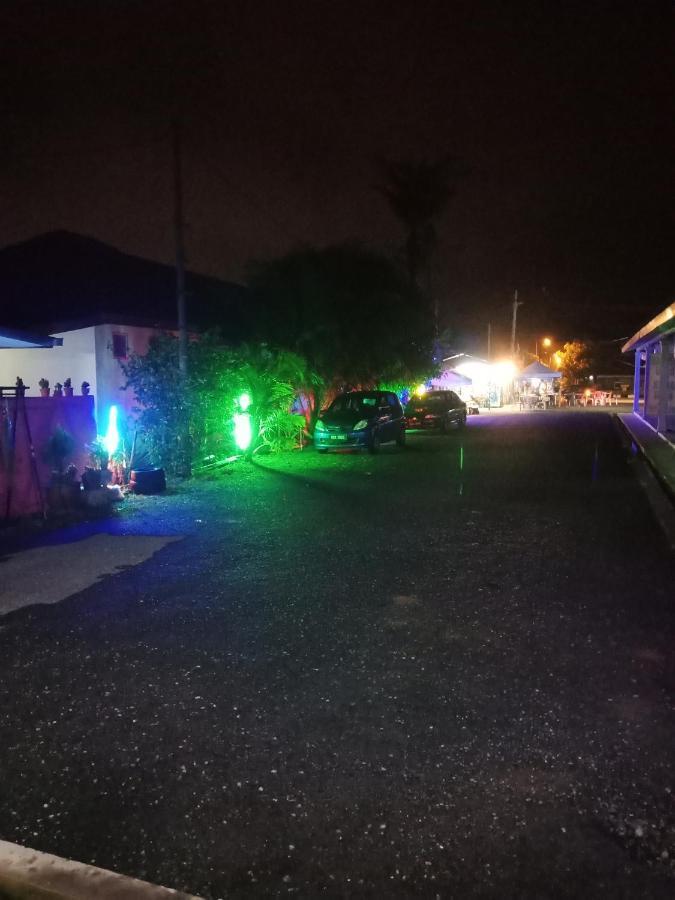Inapan Desa Studio House Homestay Kangar Perlis Dış mekan fotoğraf